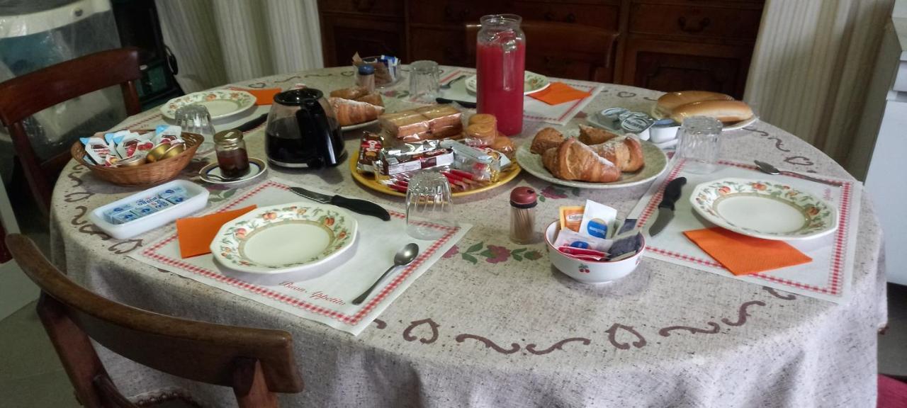 Gorzegno Ca D' Fefi Bed & Breakfast エクステリア 写真
